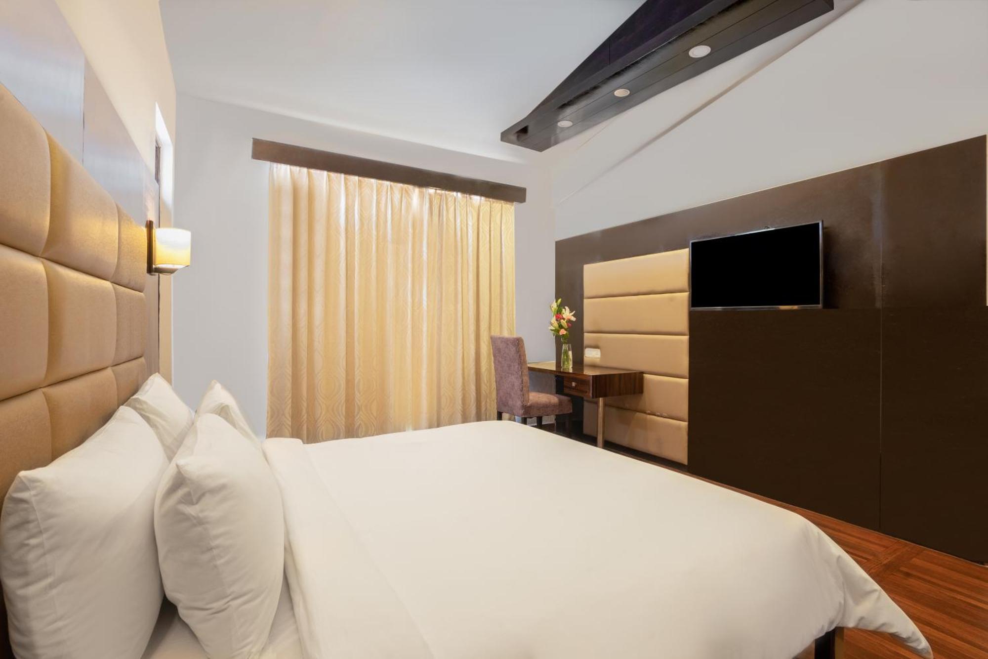 Country Inn Goa Varca Beach - 2 Minutes Walk To The Beach מראה חיצוני תמונה